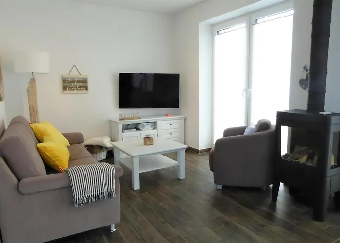 Haus Fehnhuus, Am Alten Deich 11a Feriehus *